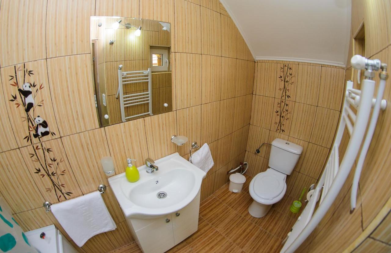 Hotel Casa Liana à Oradea Extérieur photo